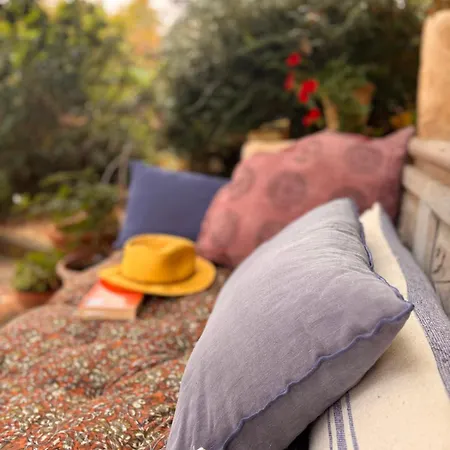 Maison Des Freres Leglise * Miélan